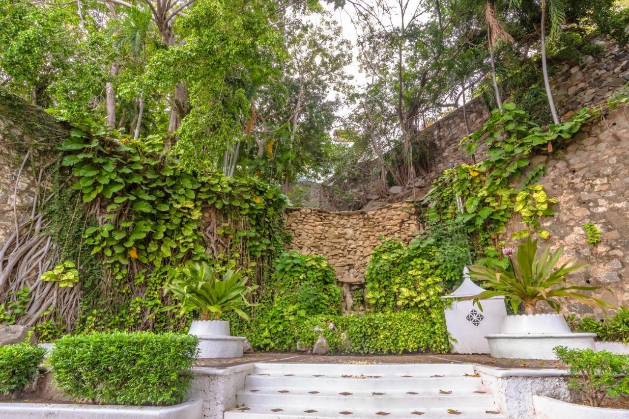 Las Hadas By Brisas مانزانيلو المظهر الخارجي الصورة The entrance to the house